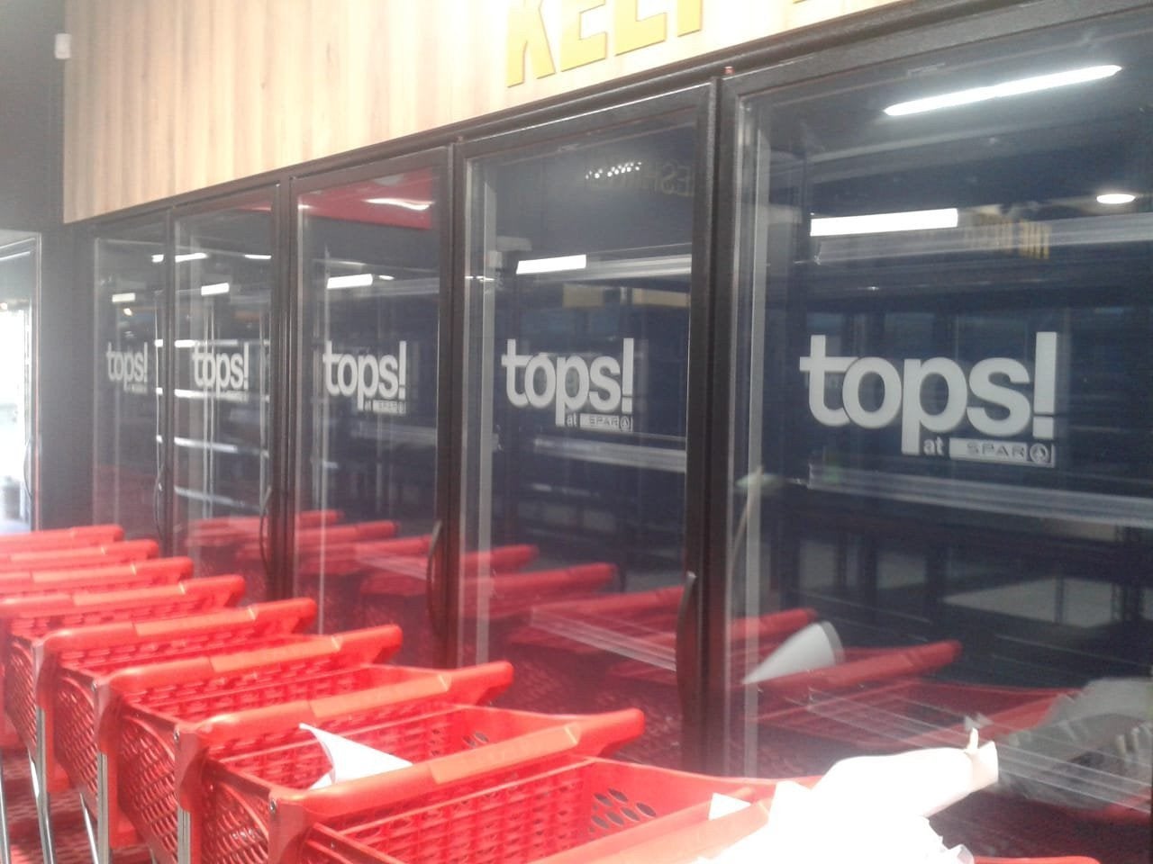 SilverOaks Tops