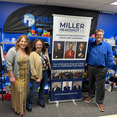 https://cdn.gorilladash.com/images/media/21397595/fully-promoted-usa-miller-headshots-retractable-banner-fully-promoted-brookfield-square-6a176425dbb33.JPG?auto=webp&crop=1%3A1%2Csmart&width=400