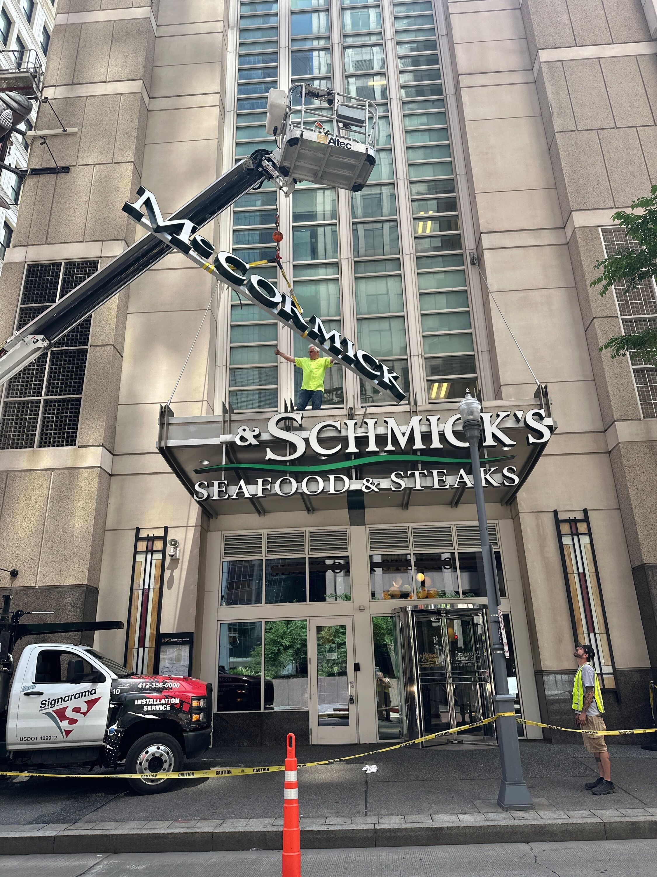 Safe Signage Removal - McCormick & Schmick’s- Pittsburgh