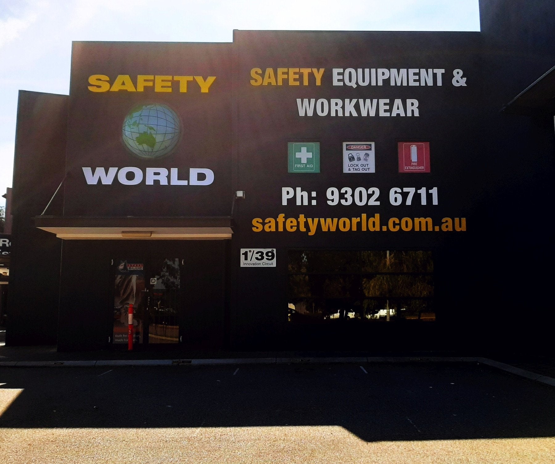 Safety World Building Signage