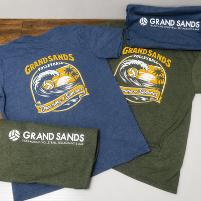 https://cdn.gorilladash.com/images/media/21410819/fully-promoted-usa-grand-sands-shirts-square-6a1f0e61b312b.png?auto=webp&crop=1%3A1%2Csmart&width=400