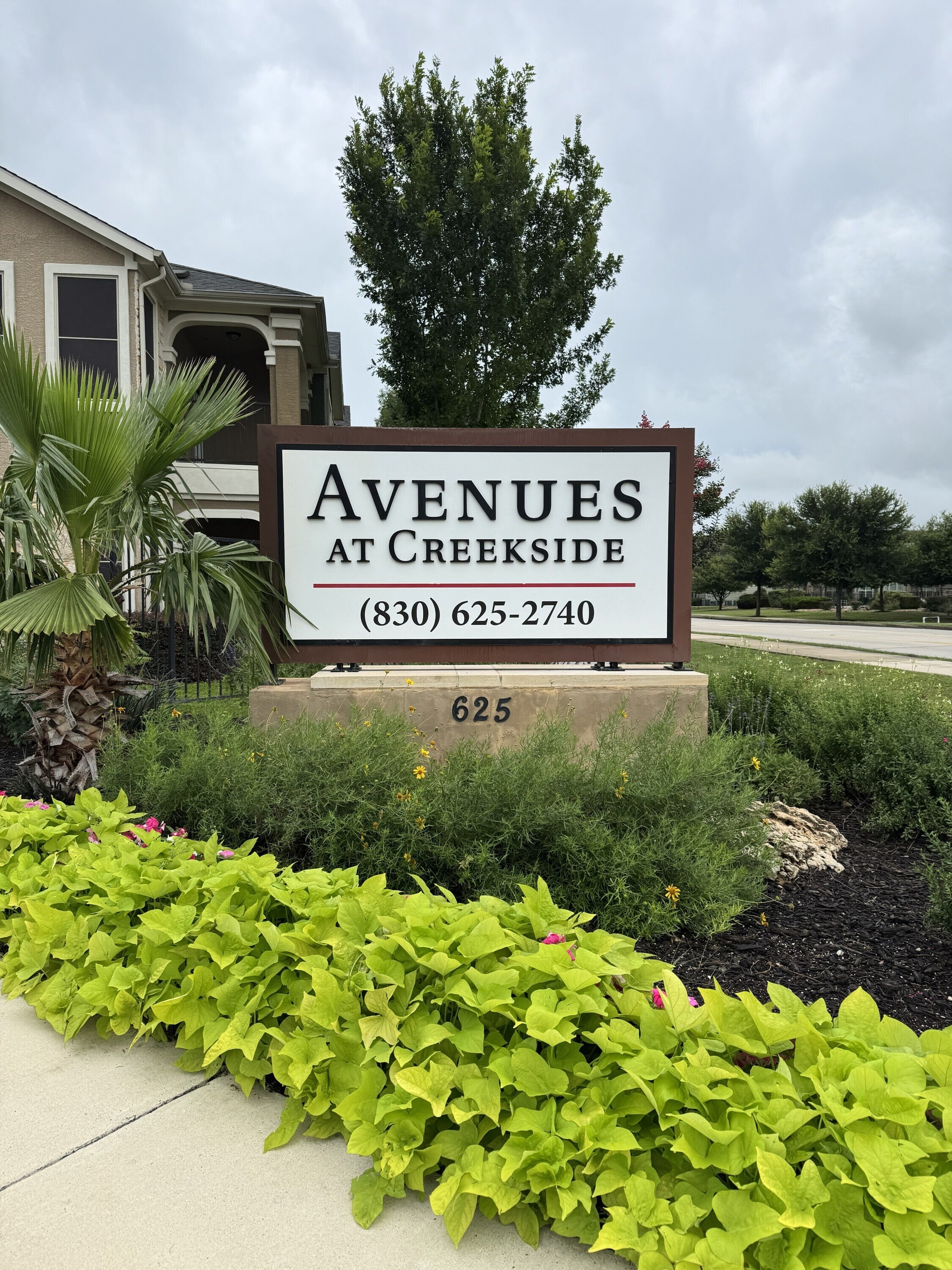 Have a monument sign project coming up? Contact Signarama San Antonio NW and let’s start bringing your ideas to life!