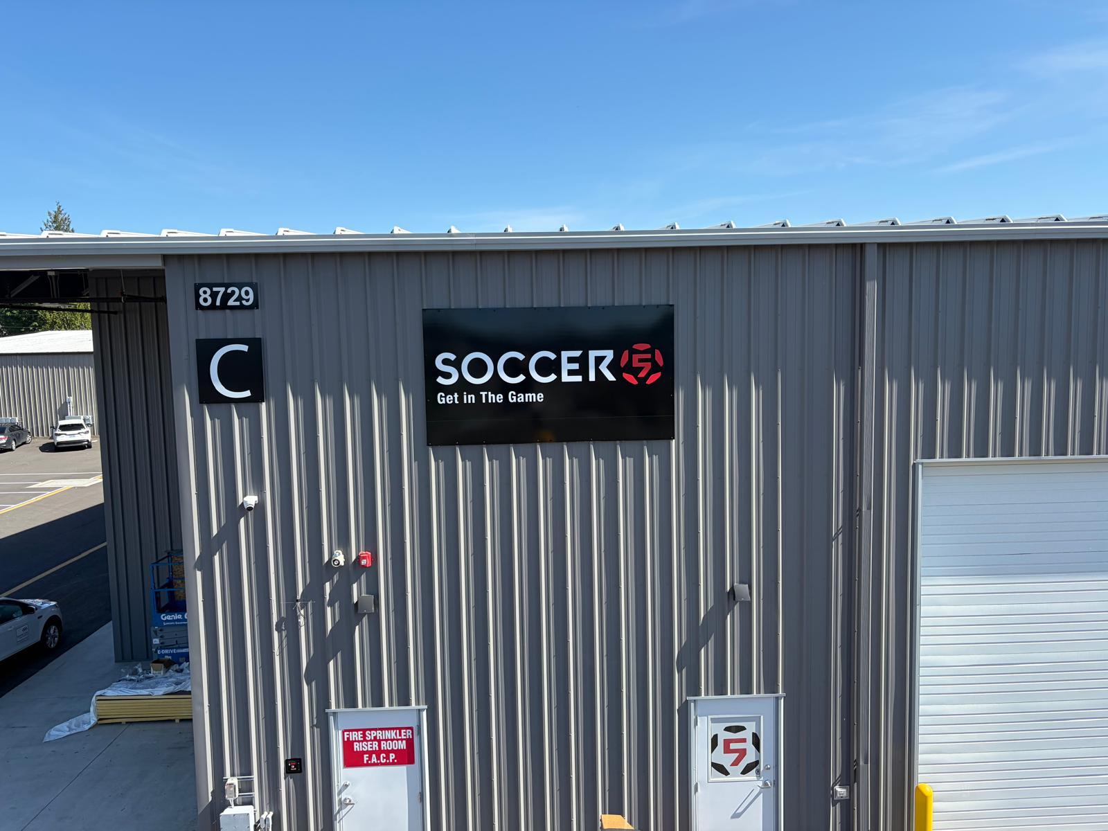 Building Sign Installed for Soccer5 USA’s New Woodinville Facility, WA