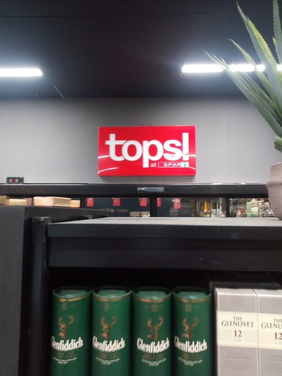 Thornhill Tops
