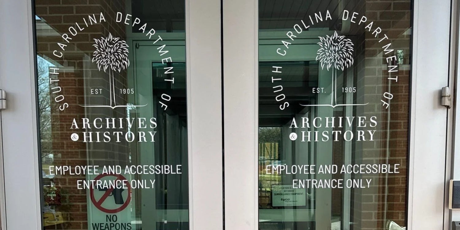 Vinyl Window Lettering
