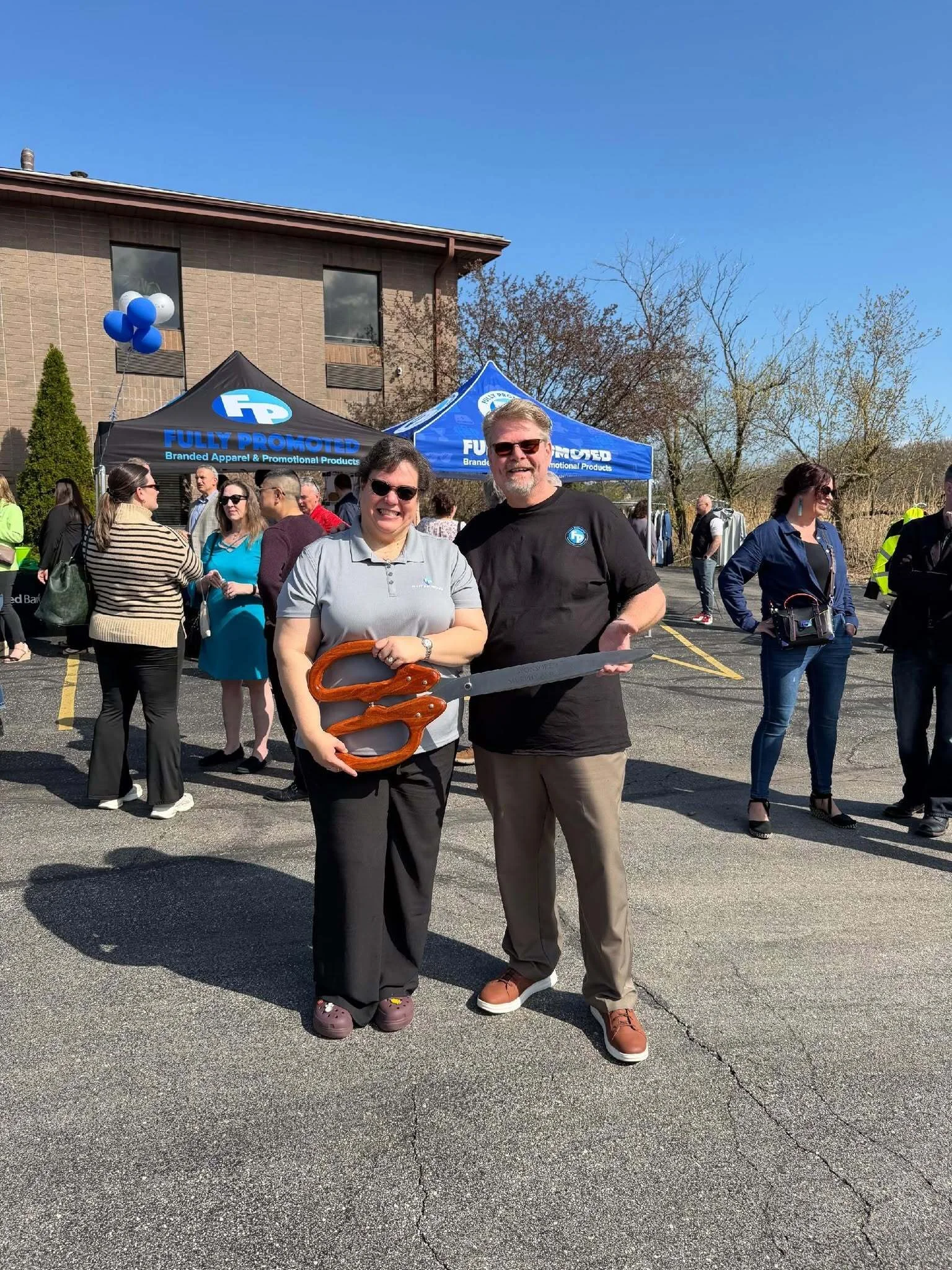 Fully Promoted Brookfield Celebrates Its Grand Opening