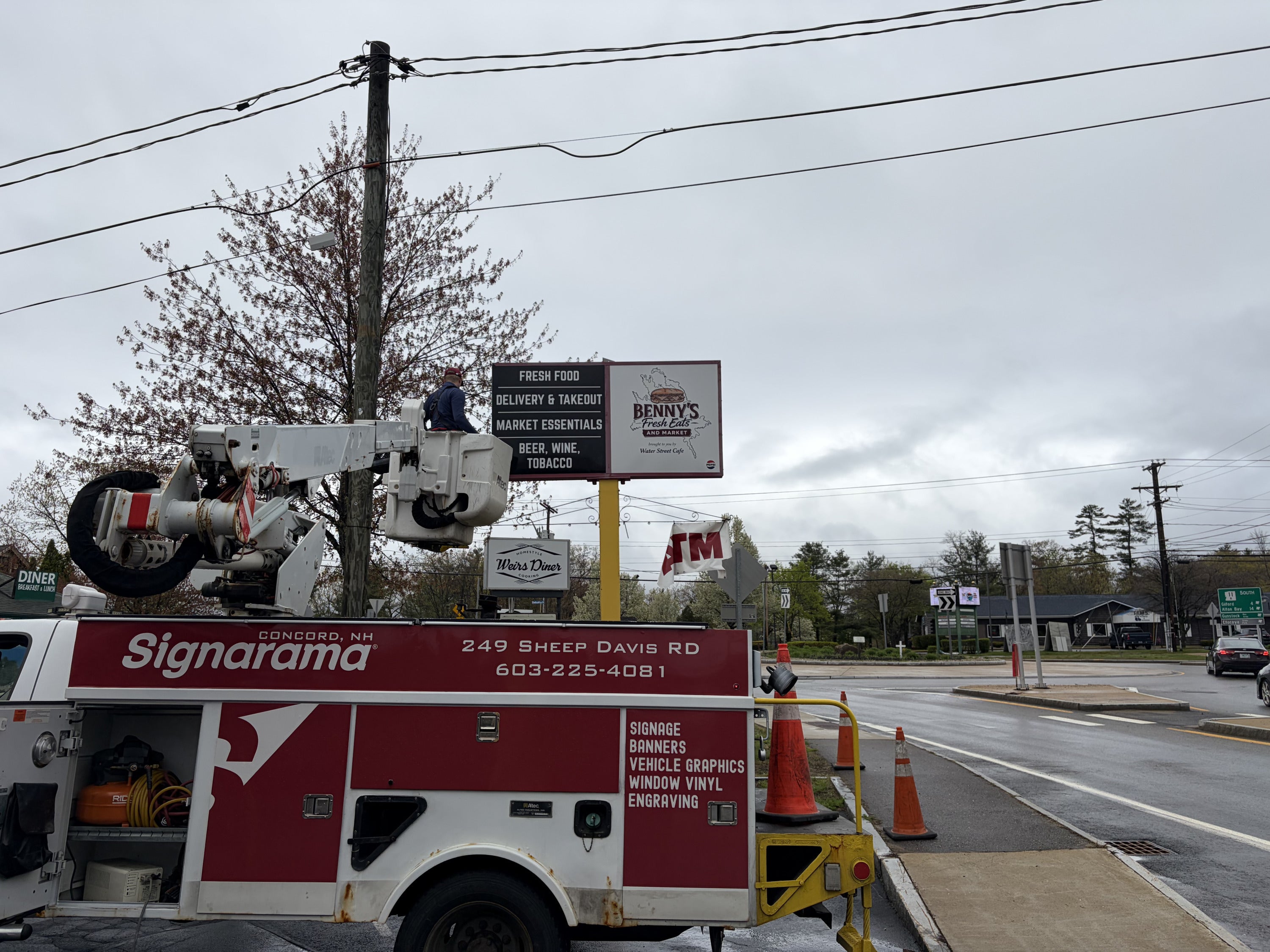 Signarama Concord Helps Benny’s Fresh Eats & Market Make a Bold First Impression in Weirs Beach