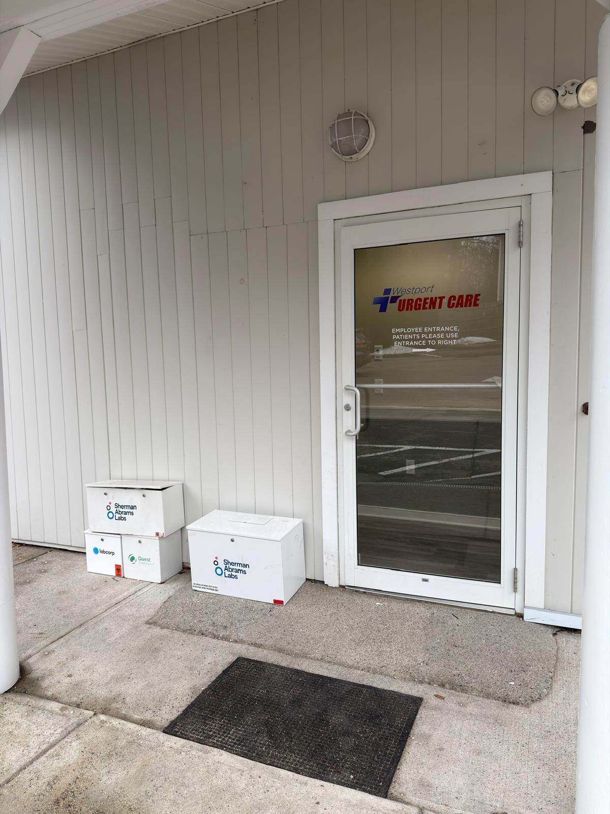 Complete Signage Package for Urgent Care Office Enhances Visibility and Patient Experience