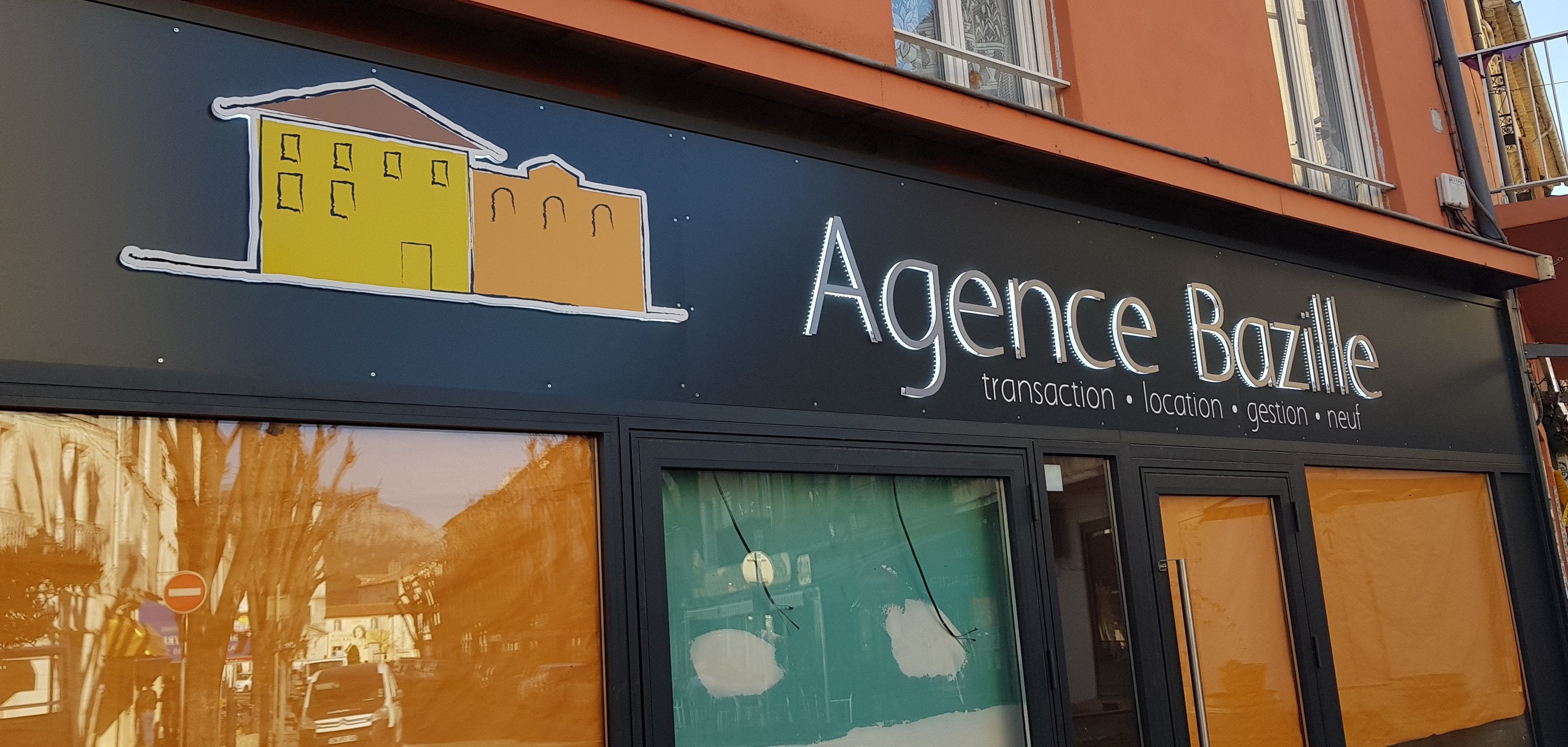 TOUTE VOTRE COMMUNICATION VISUELLE CHEZ SIGNARAMA