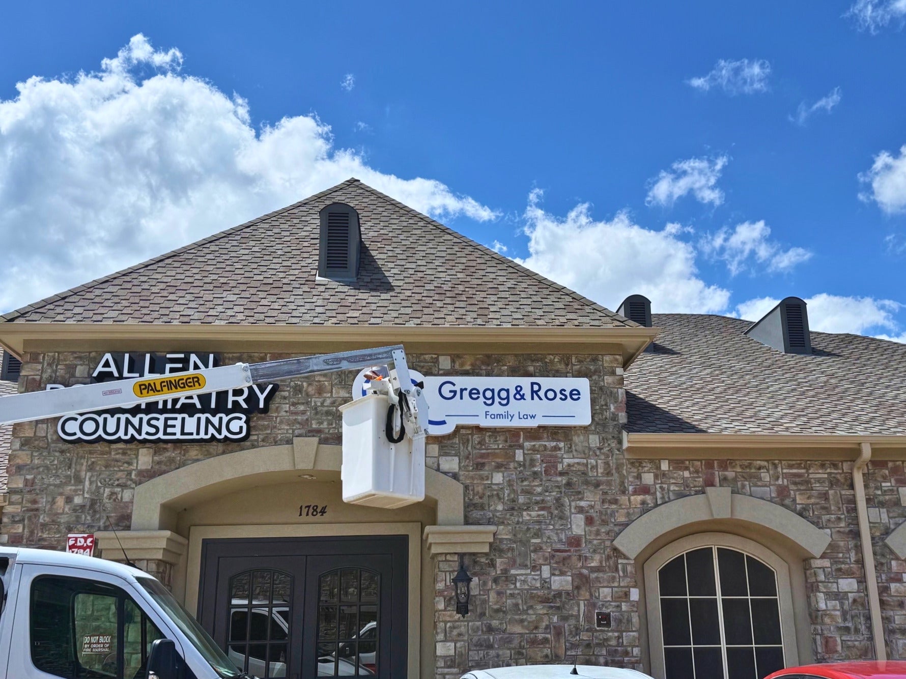 Why Sign Removal Is More Than Just Taking a Sign Down | Signarama Plano