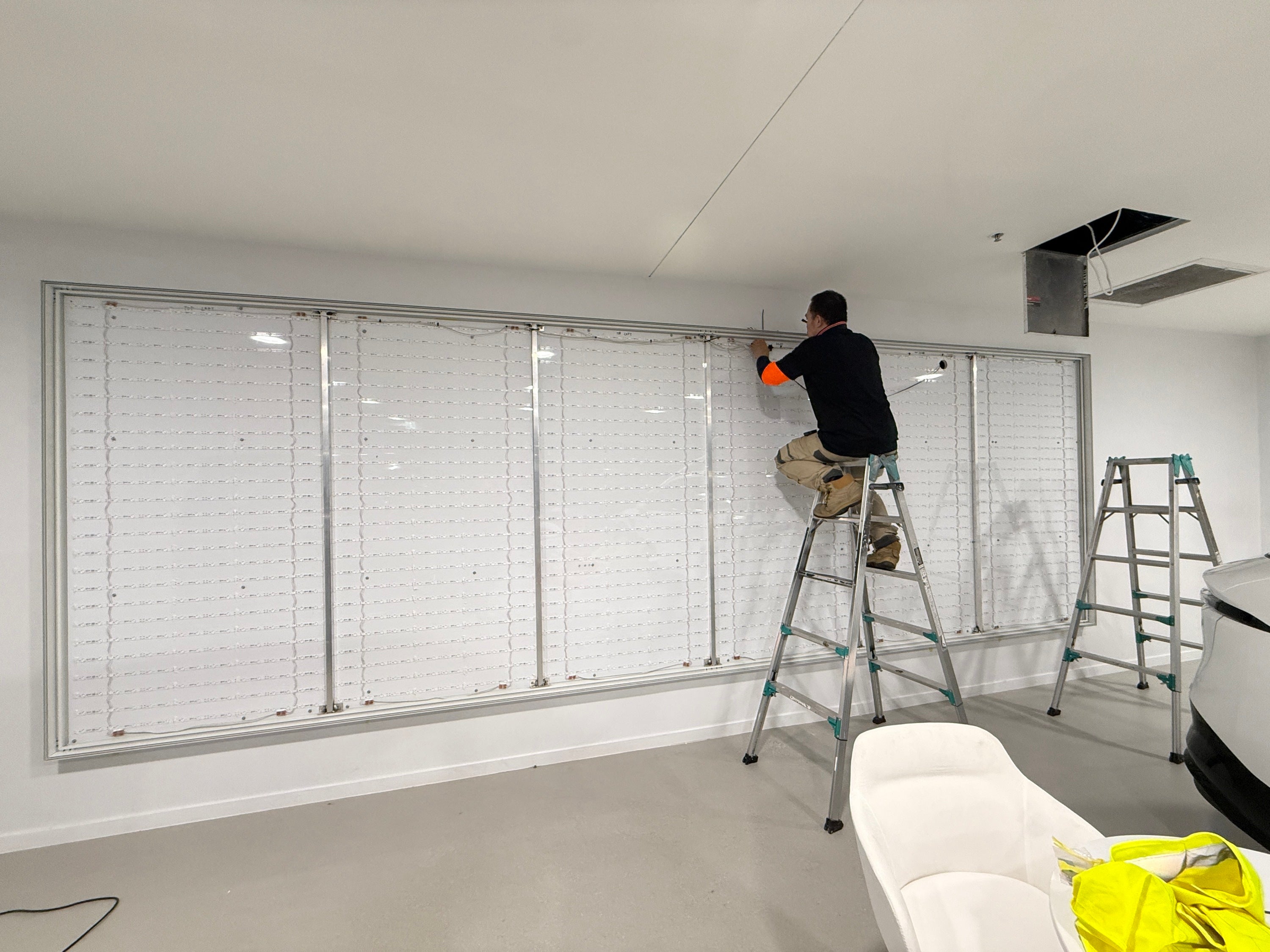 Engineering Zeekr’s Premium Pop-Up Signage at Westfield Garden City