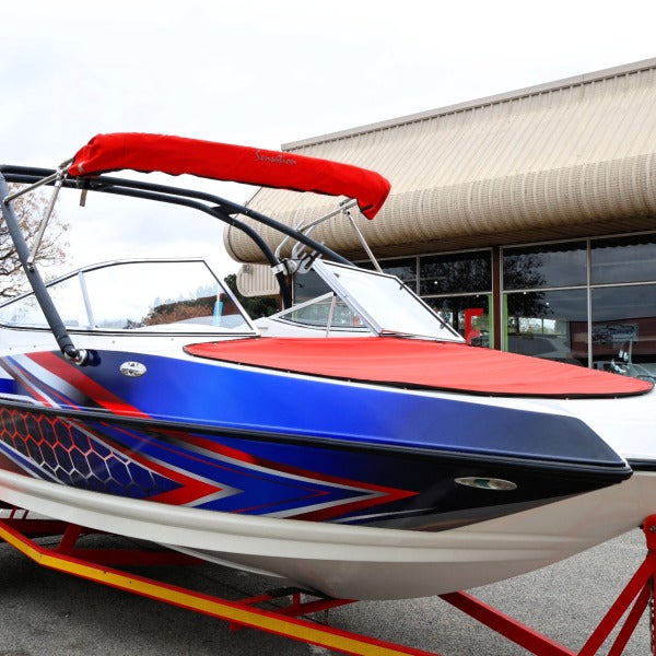 Beautiful Marine Wrapping Cast Vinyl On a Boat