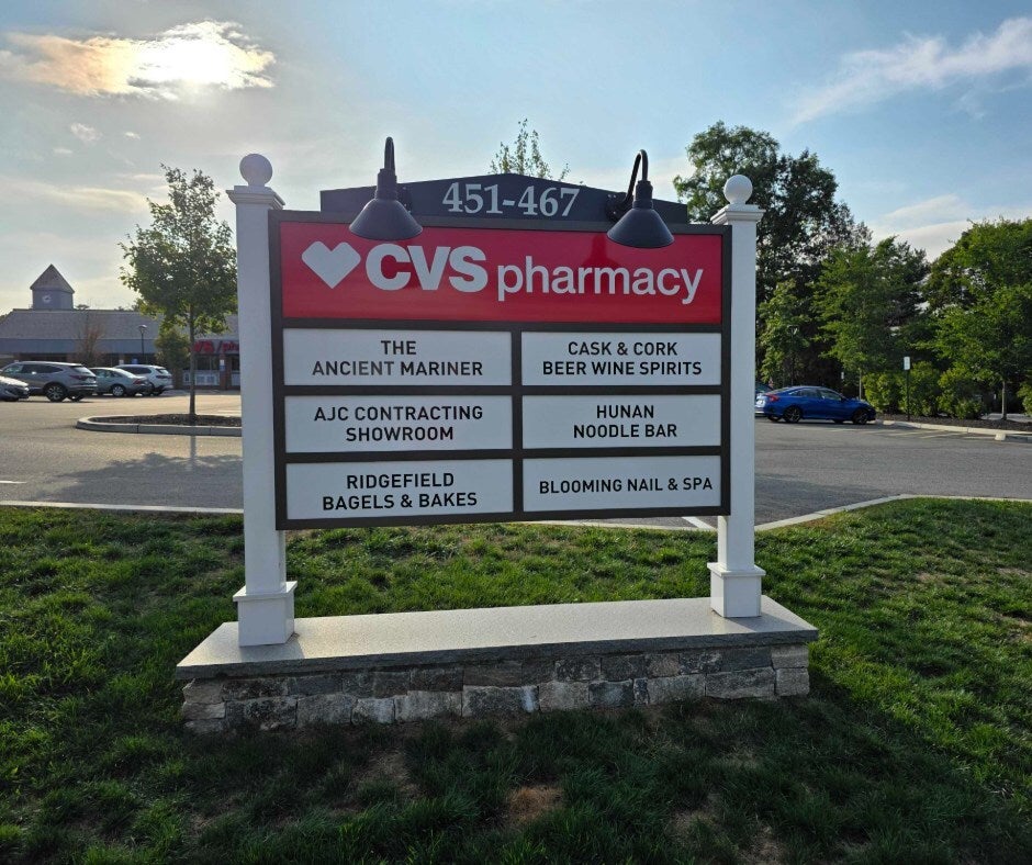 Business Signs for Brookfield Multi-Tenant Offices, Plazas, and Property Managers
