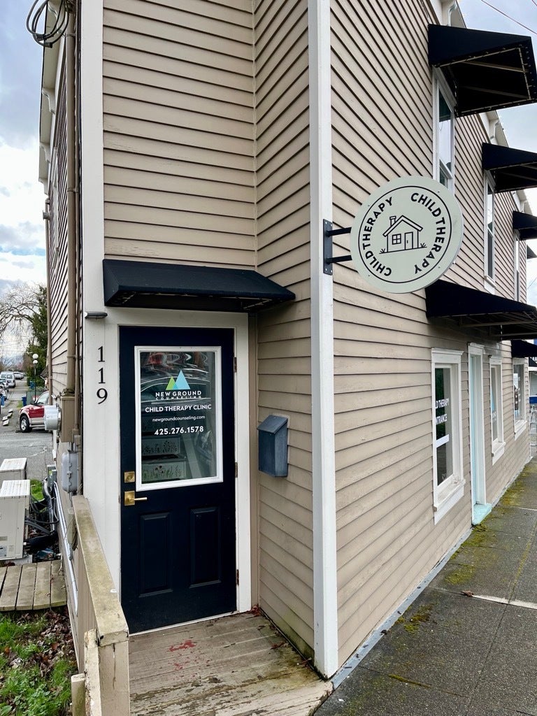 Custom Blade Signs for Seattle-Area Businesses | Signarama Redmond