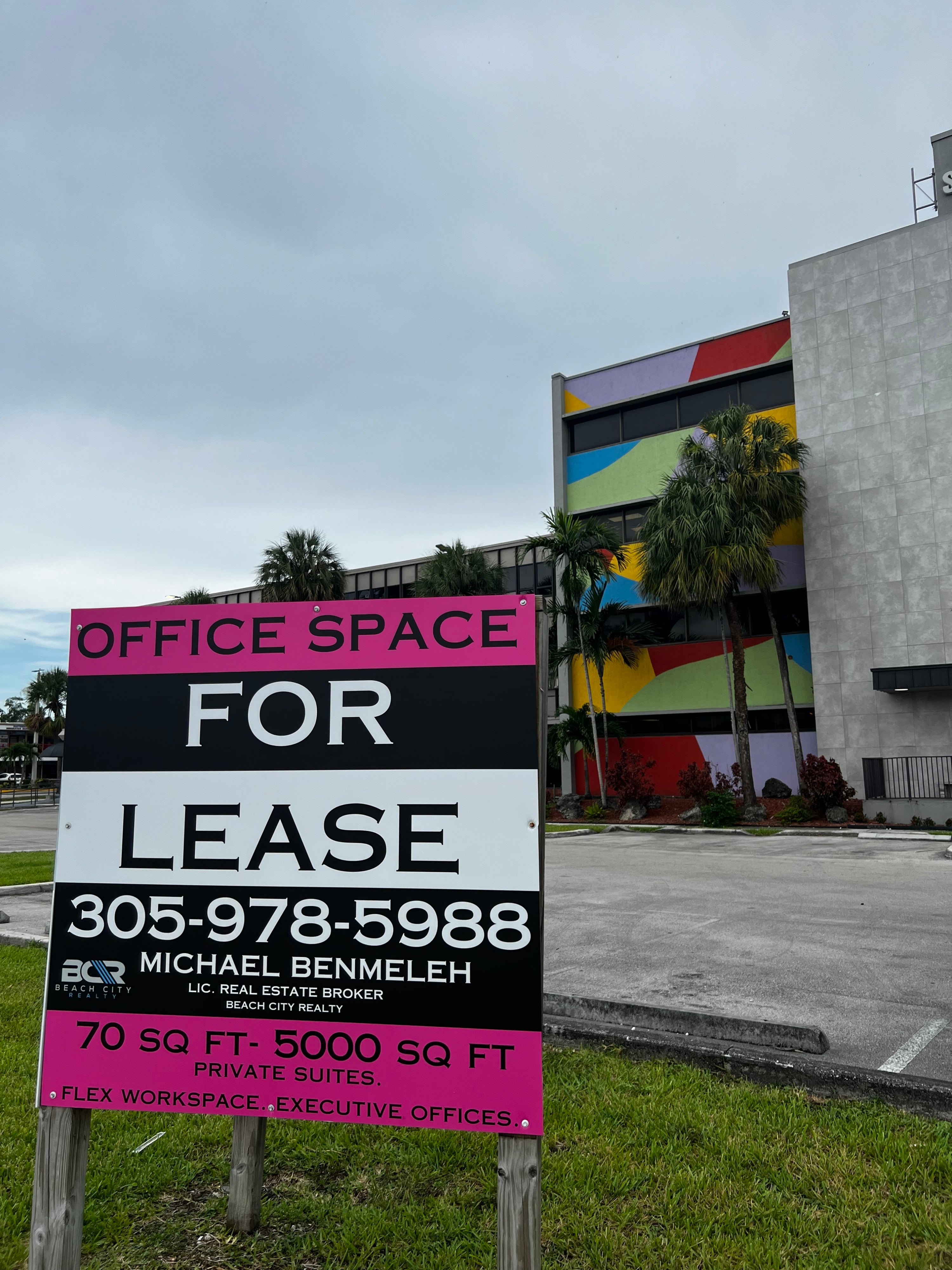 Custom Post & Panel, Pylon Signage | Real Estate Signs
