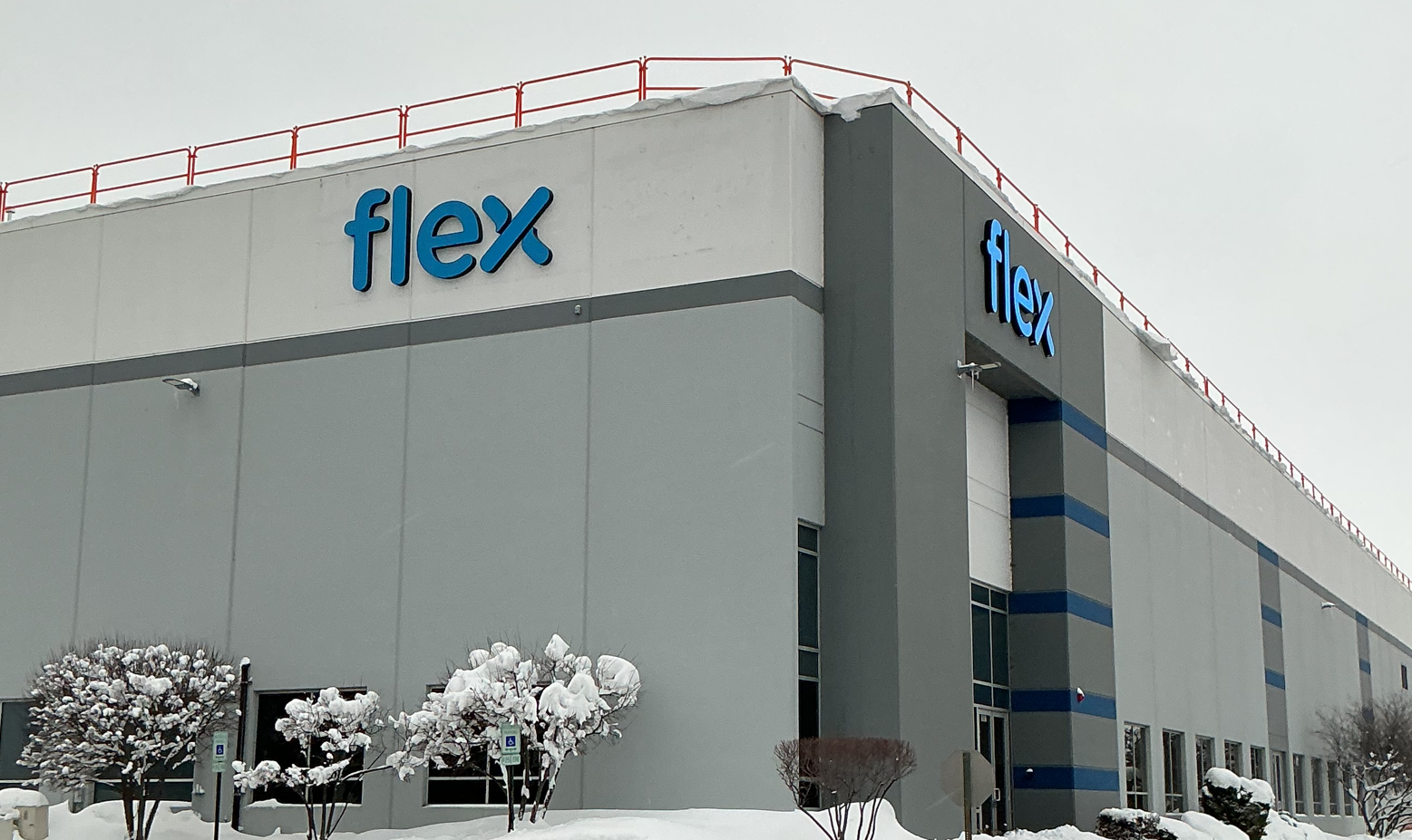 Illuminated Building Signs in Libertyville | Flex Manufacturing Project