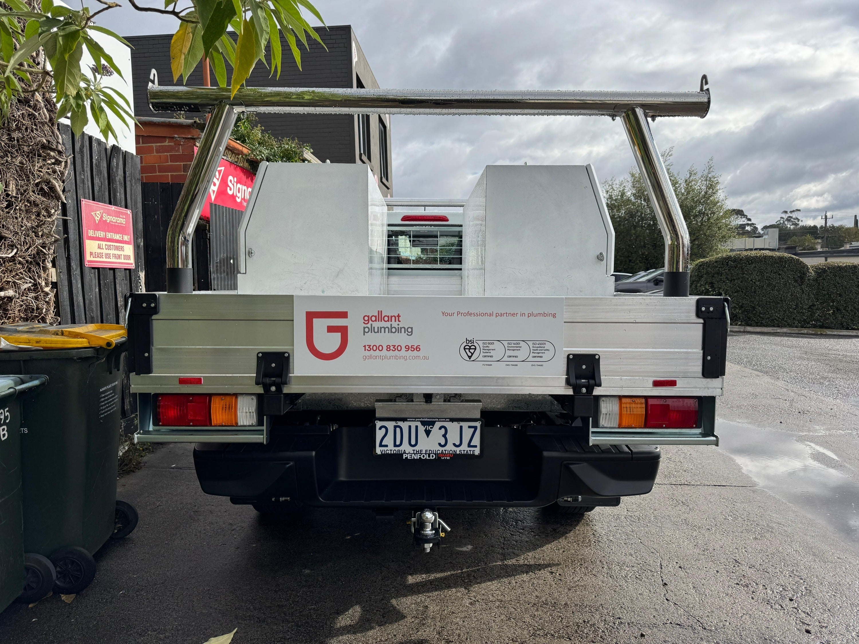 Partial Vehicle Wrap