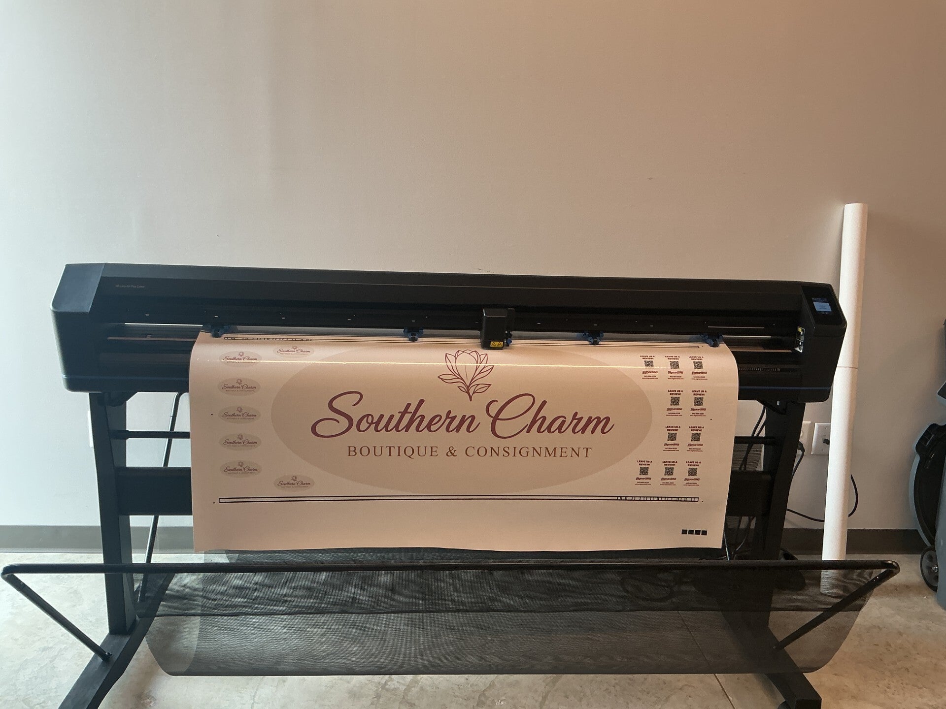Custom Signs for new retail store opening