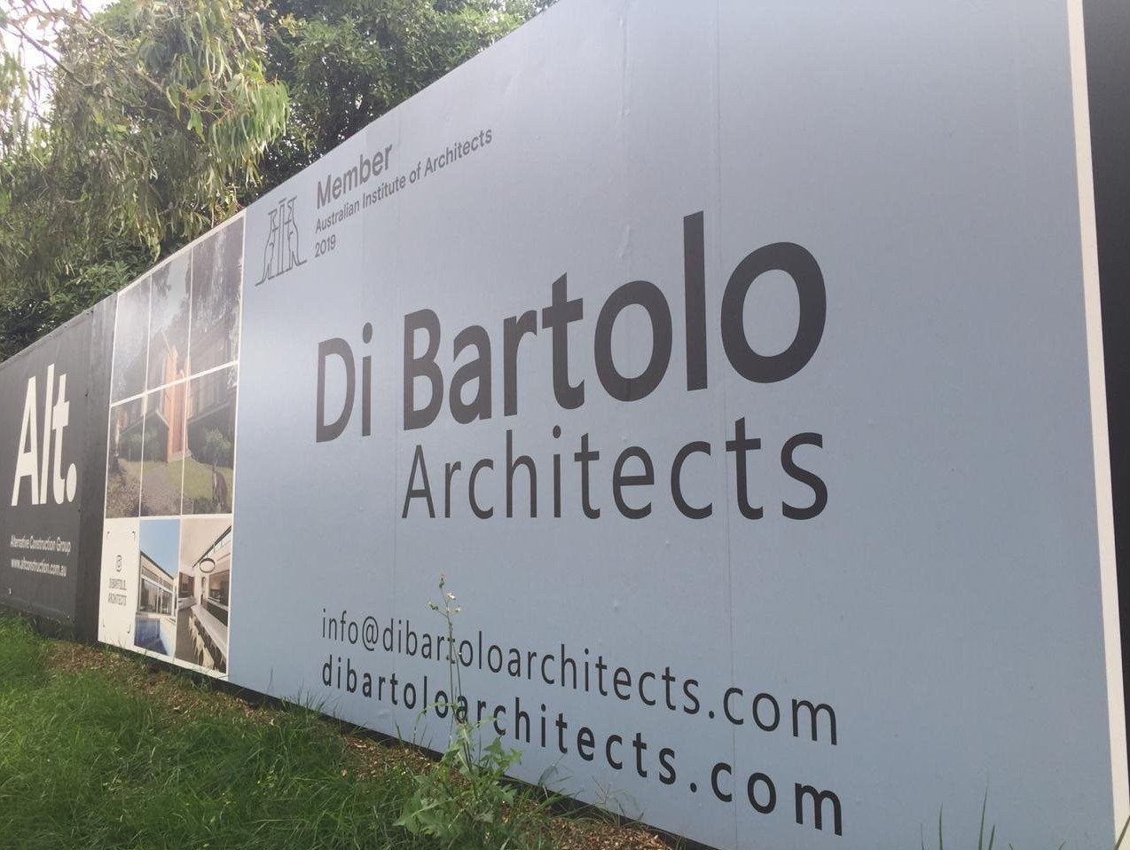 Hoarding Signage - Di Bartolo Architects - Ivanhoe