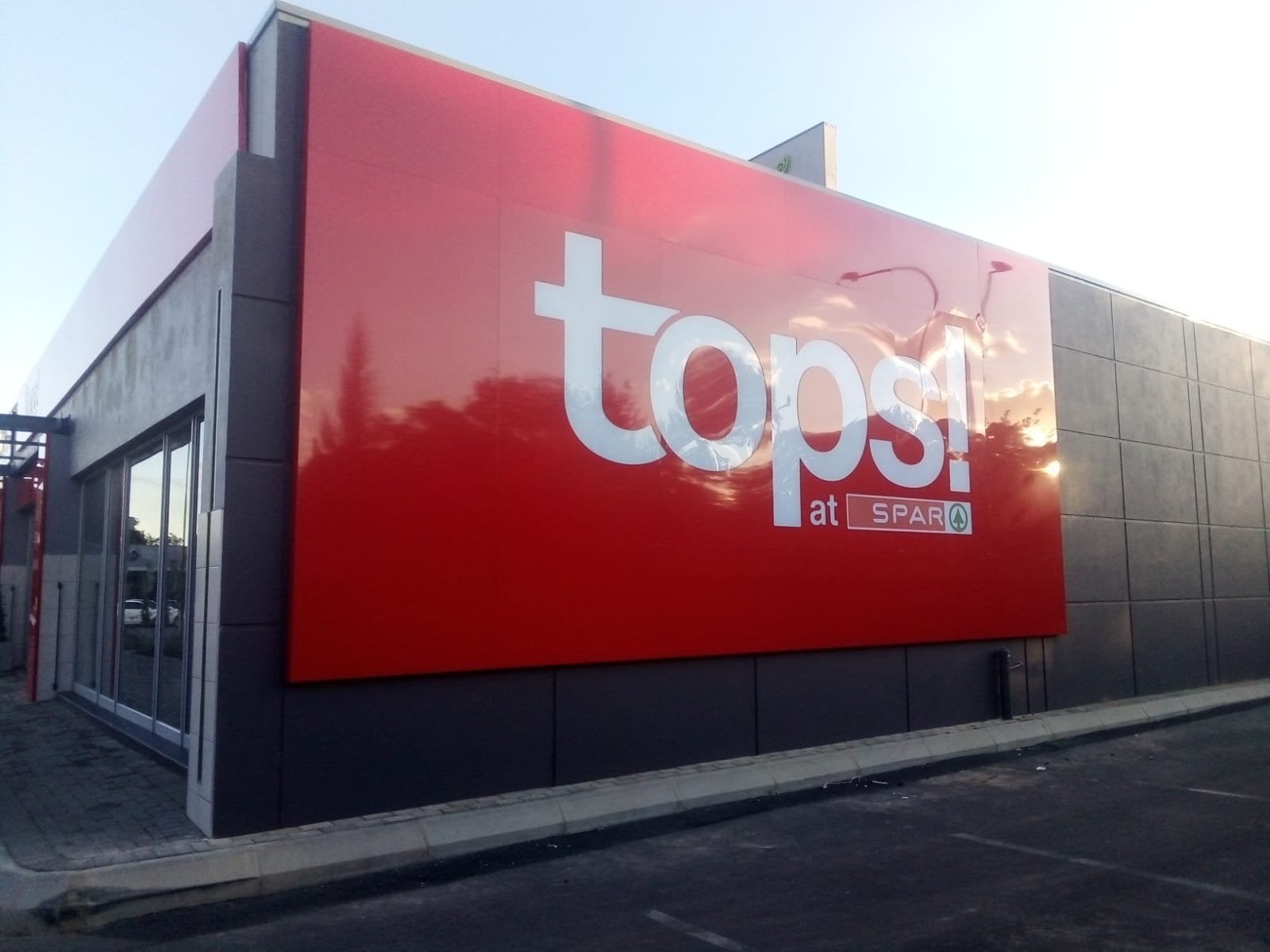 Rynfield Tops
