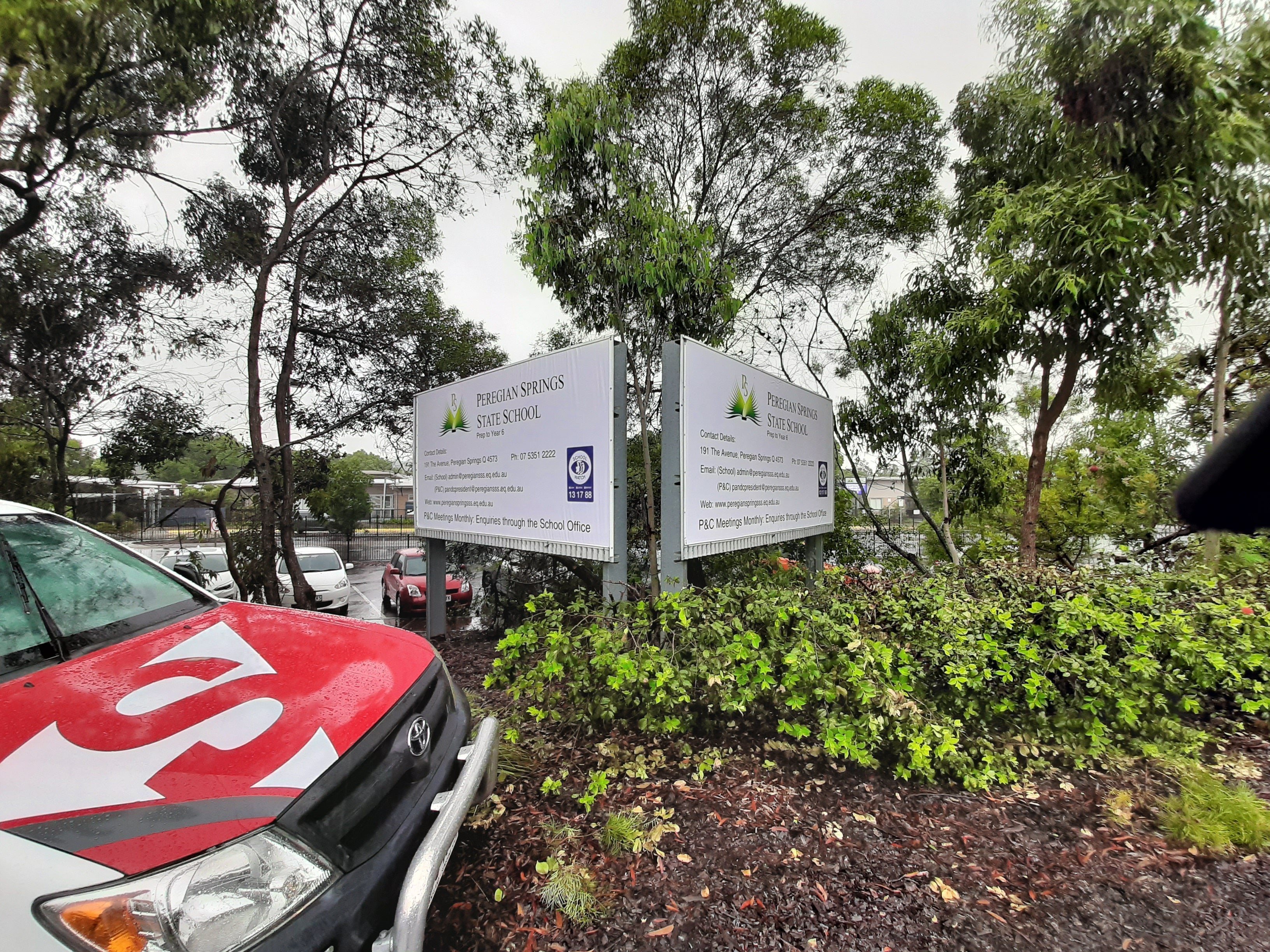 Peregian Springs State School Banners