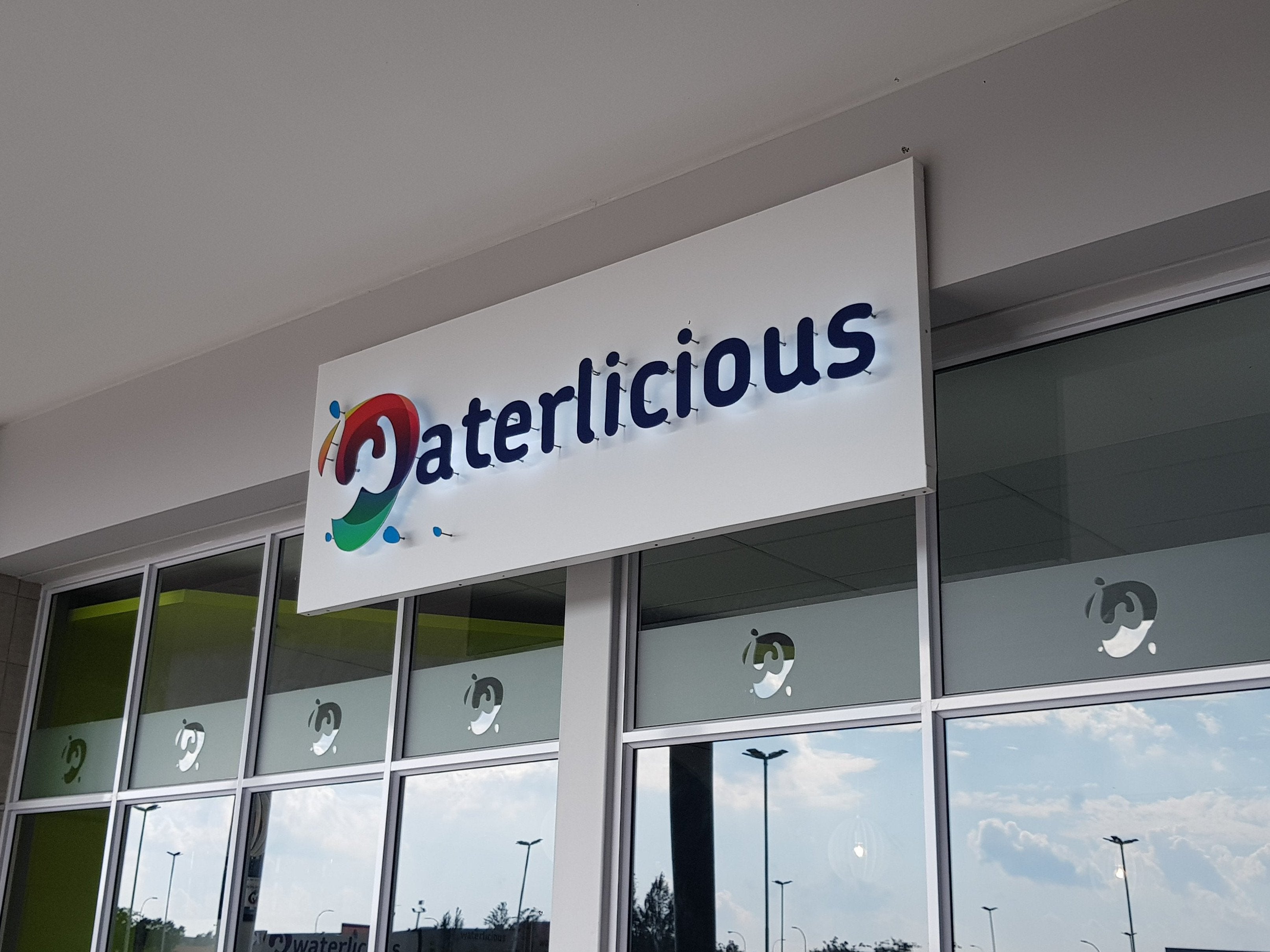 Building Signs | Waterlicious