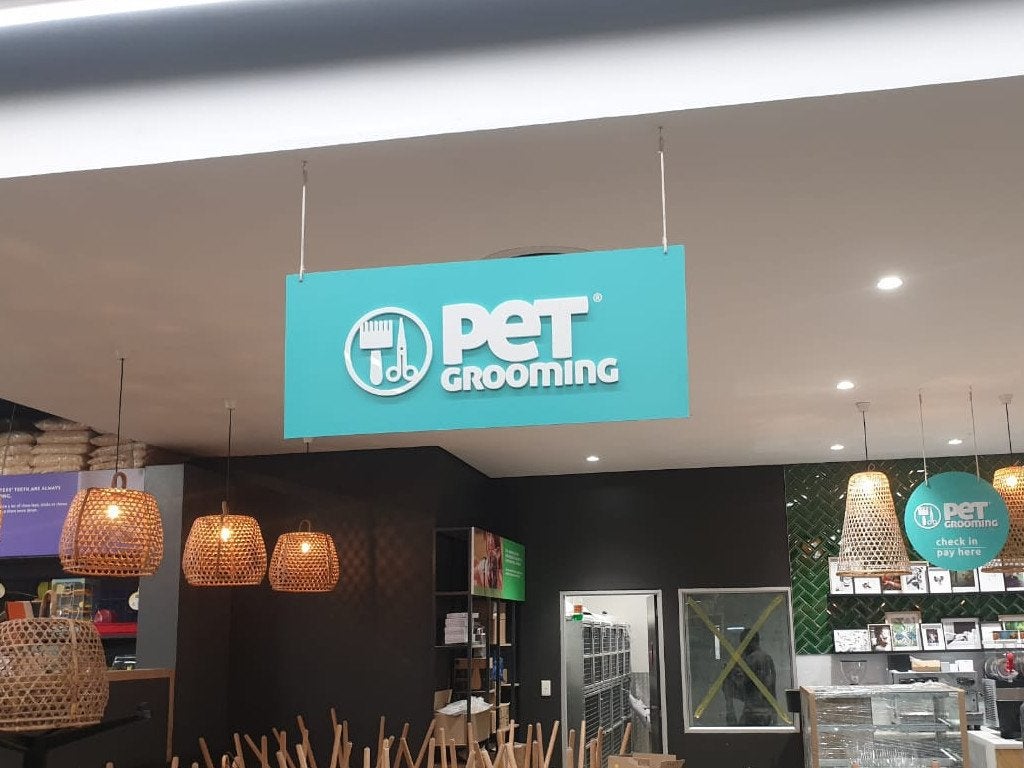Building Signs | Central Vet