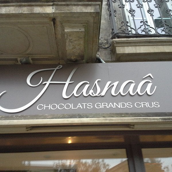 Logo en aluminium découpé fixé sur entretoise - Signarama Bordeaux Sud