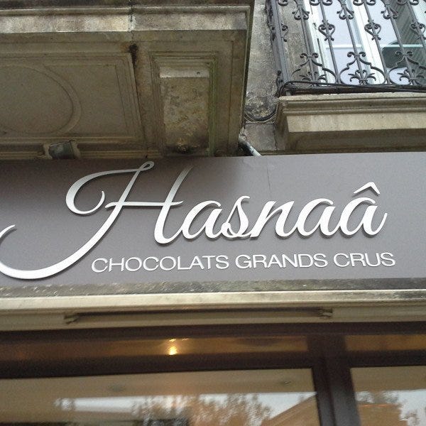 Logo en aluminium découpé fixé sur entretoise - Signarama Bordeaux Sud