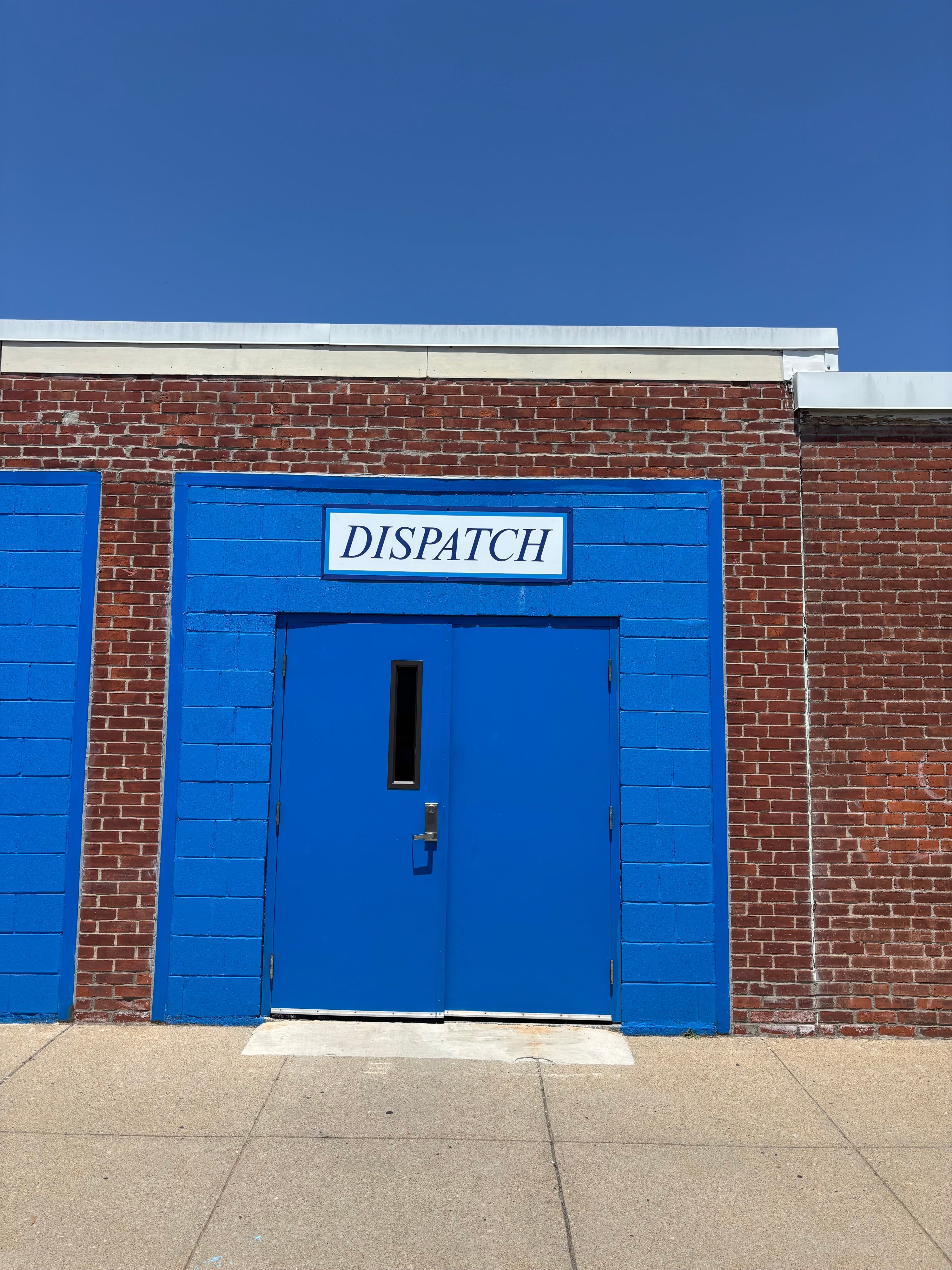 Custom Signage Welcomes Visitors to Meals on Wheels of Rhode Island