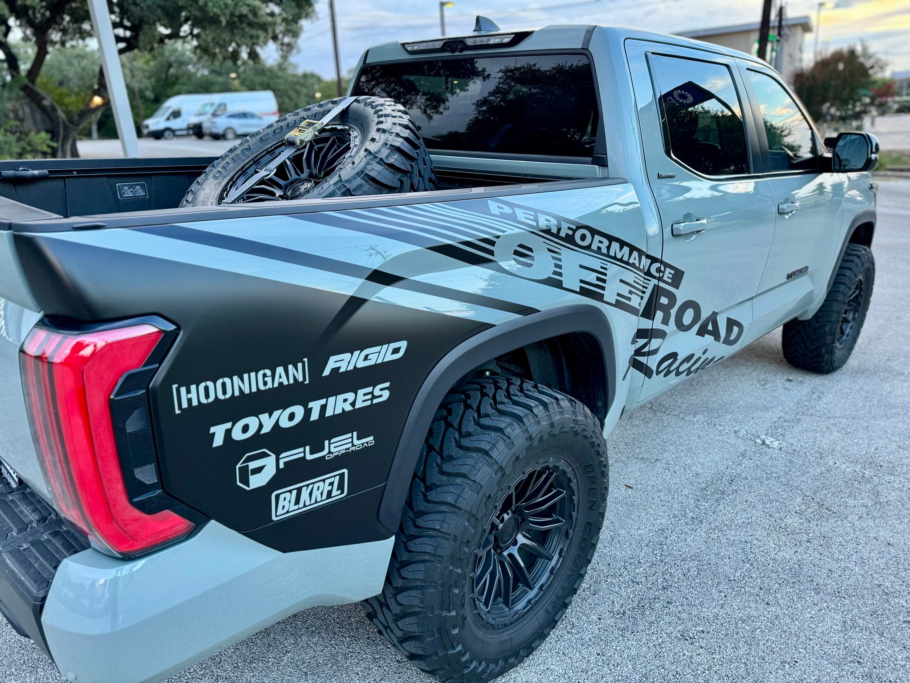 Turn Your Vehicle Into a Moving Billboard With Custom Vehicle Graphics