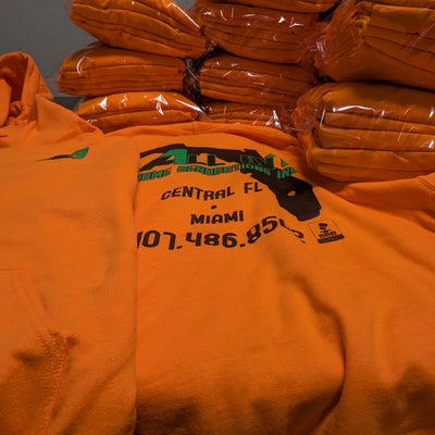 https://cdn.gorilladash.com/images/media/22046787/fully-promoted-usa-hi-vis-allin1-2-square-6a4c4a7b4de7b.jpeg?auto=webp&crop=1%3A1%2Csmart&width=400