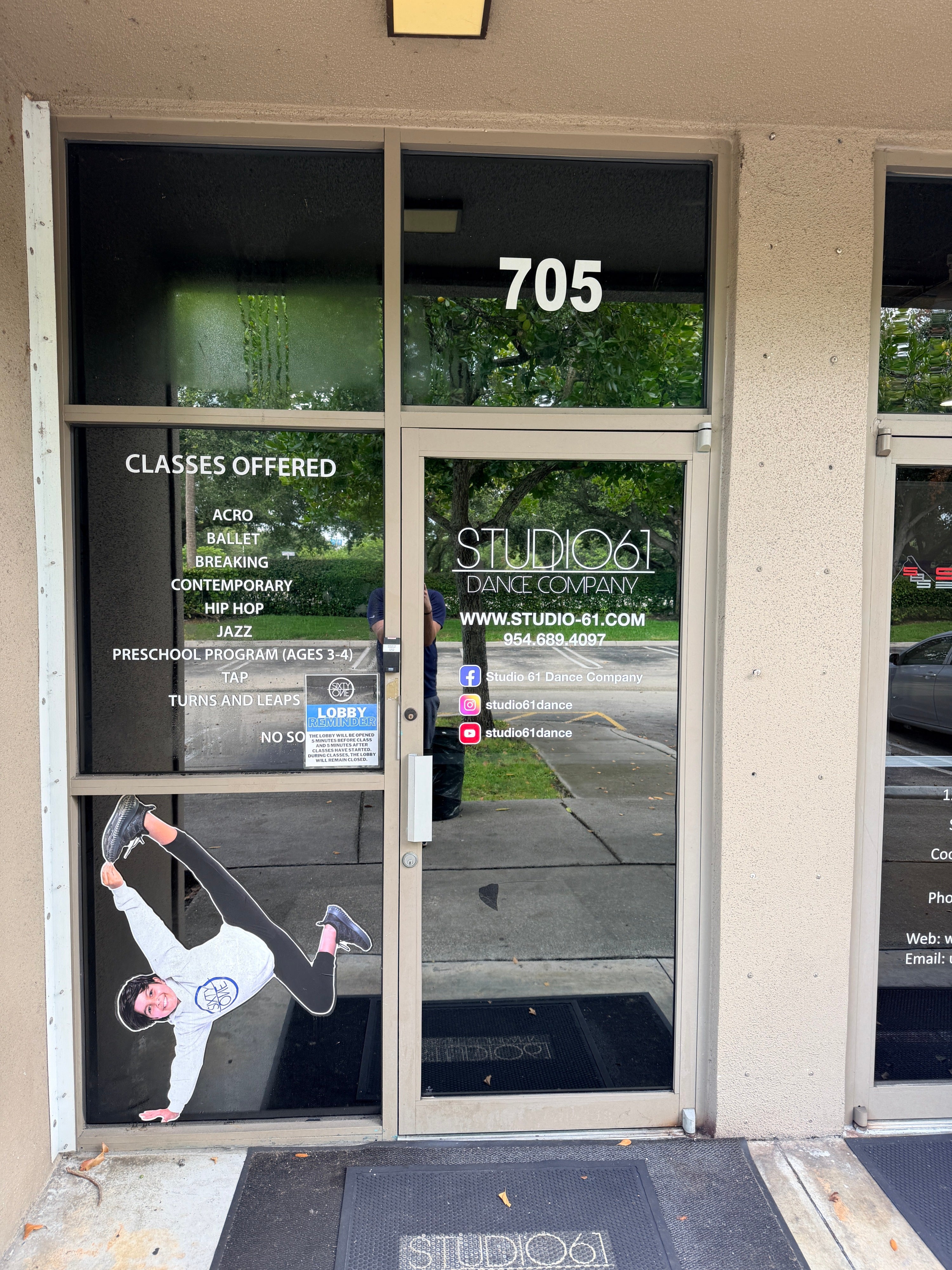 Window Graphics & Lettering: Turn Your Storefront Into a Powerful Marketing Tool - An Example in Cooper City