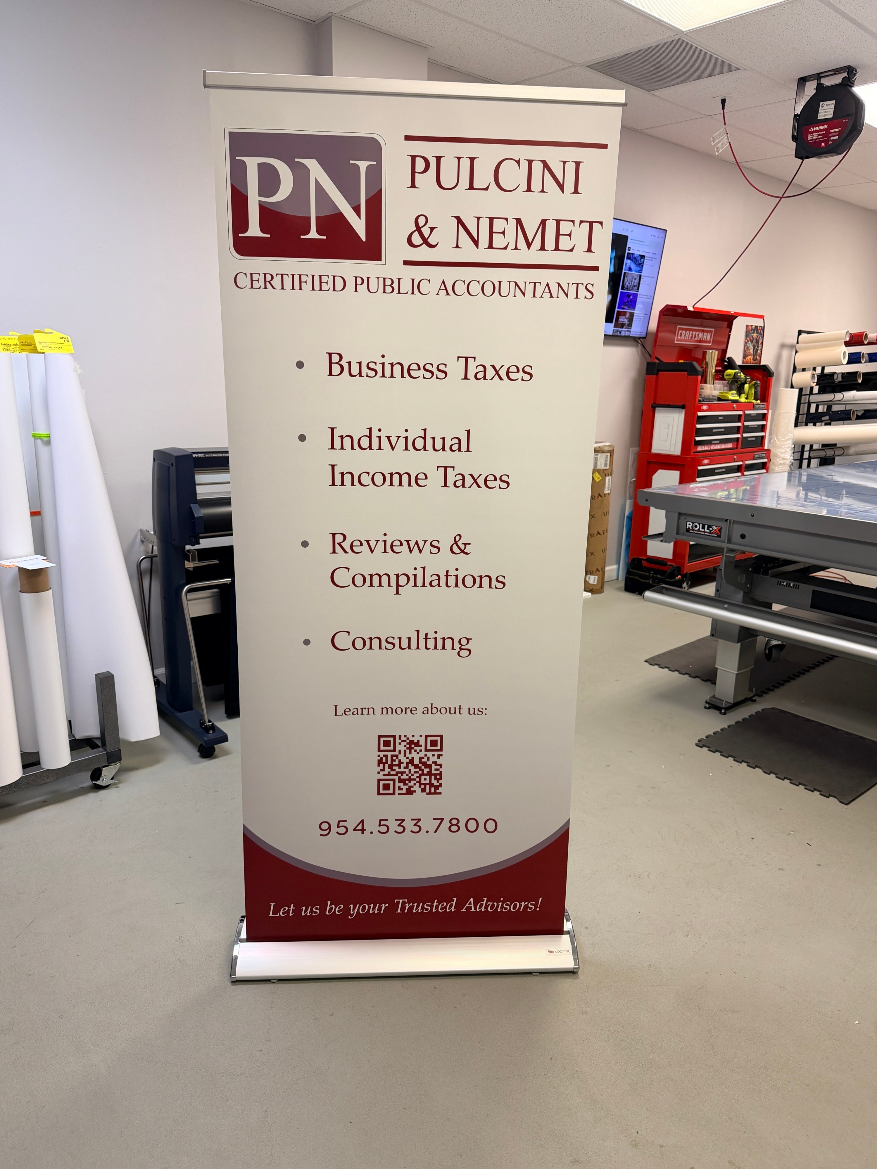 Why Retractable Banners Are a Smart Choice for Events