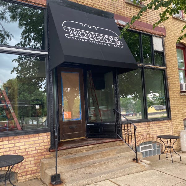 Awning - Nonno's Italian Deli