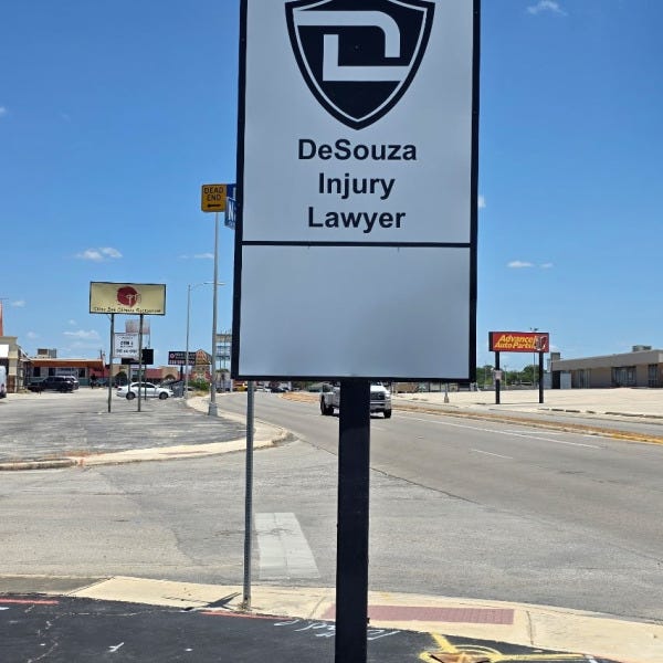 DeSouza Injury Law_Pylon Sign_Exterior Sign