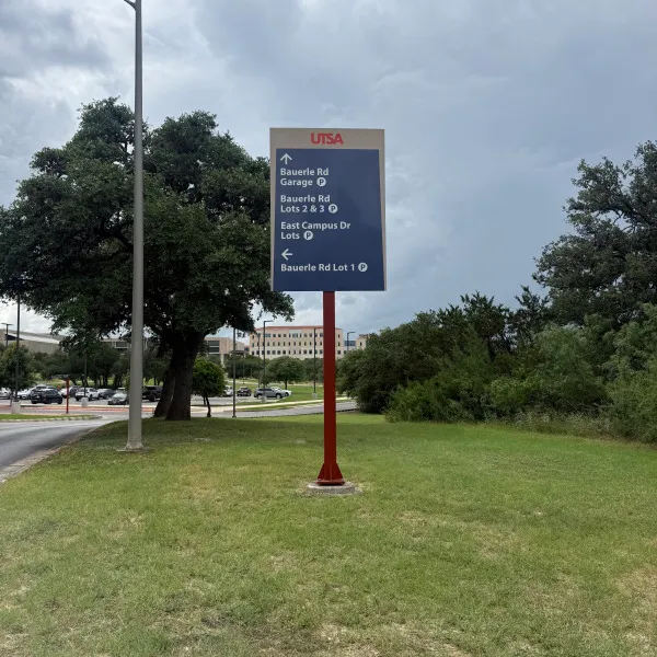 UTSA Reflective_Exterior Signs 3
