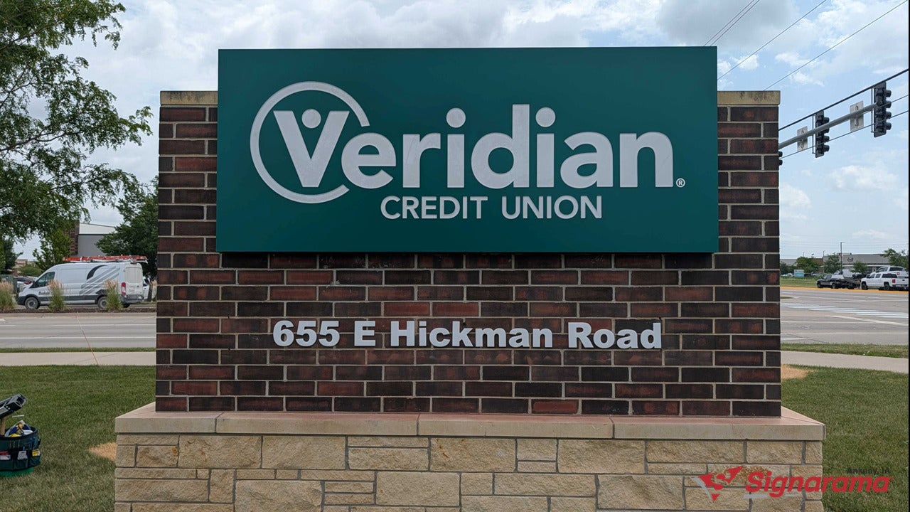 New Channel Letter Sign and Refreshed Monument Sign for Veridian Credit Union's Waukee Branch