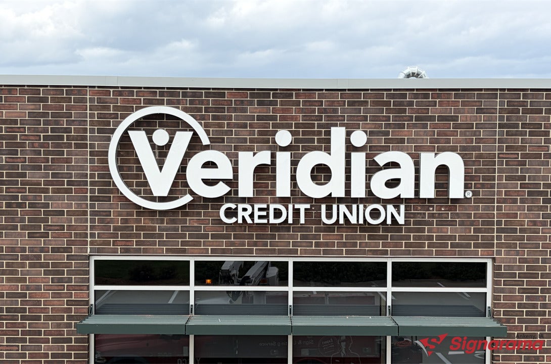 New Channel Letter Sign and Refreshed Monument Sign for Veridian Credit Union's Waukee Branch