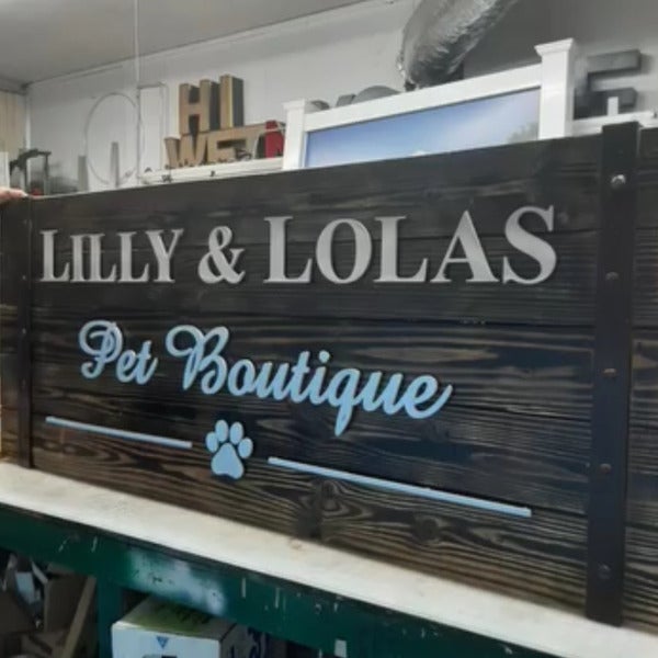 Custom dimensional sign