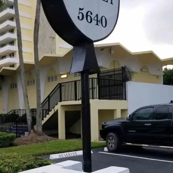 ashley 5601 street sign