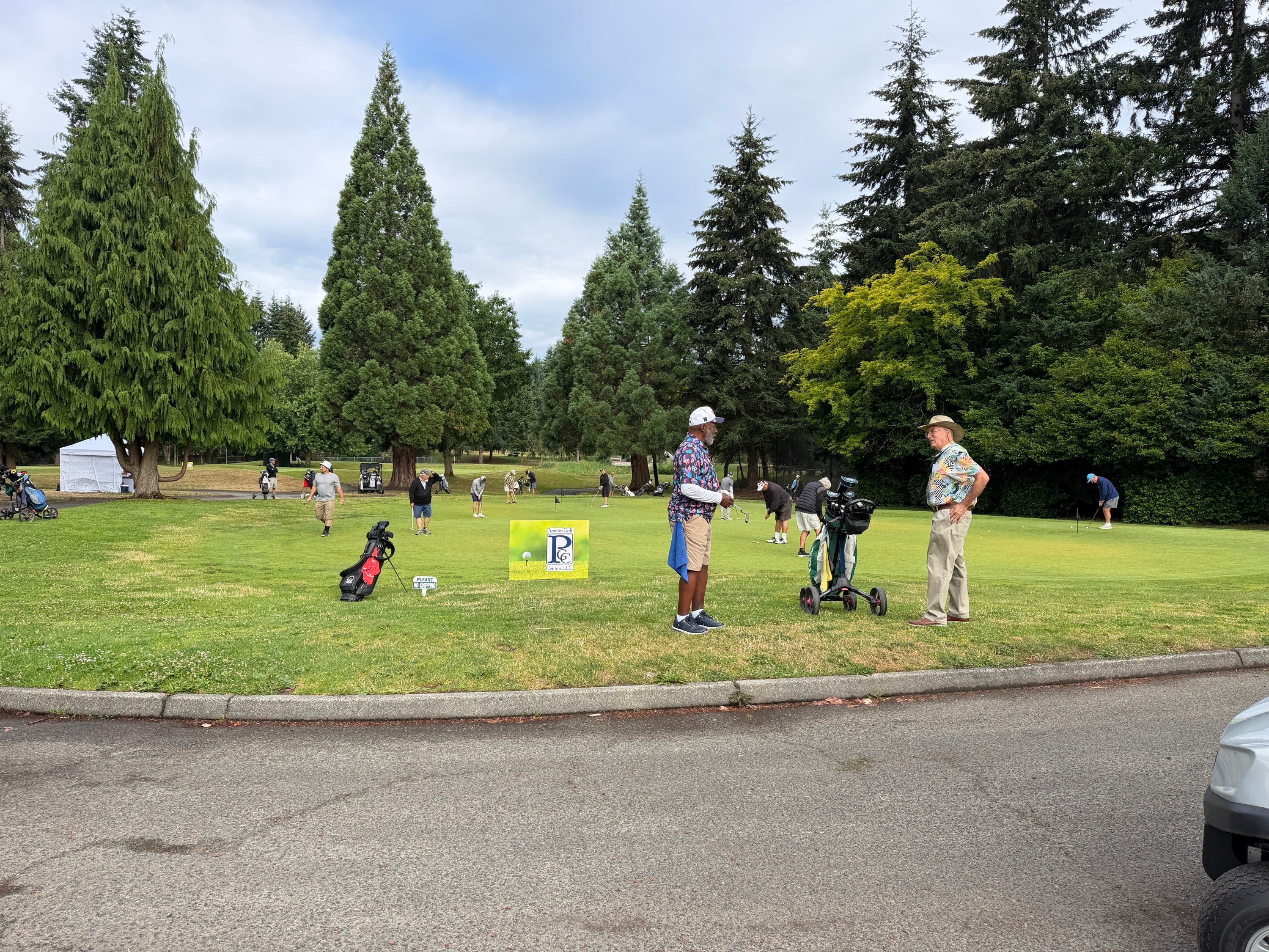 Supporting the Lynnwood Chamber's Annual Golf Tournament