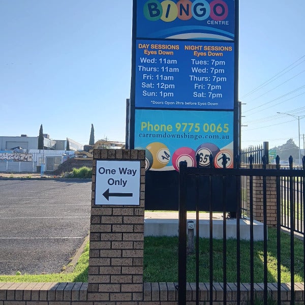Signage services in Carrum Downs