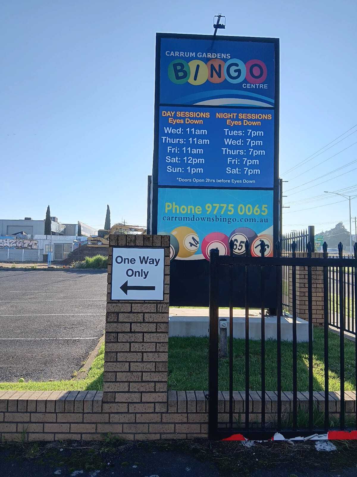 Signage services in Carrum Downs