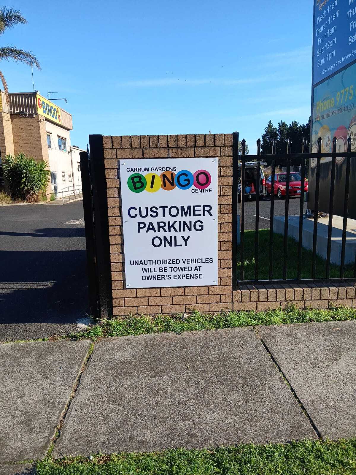 Signage services in Carrum Downs