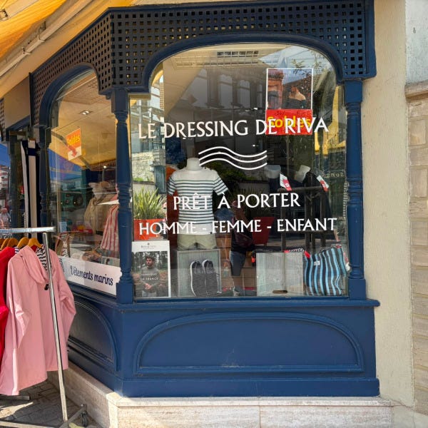 Personnalisez vos vitres avec une communication claire et efficace