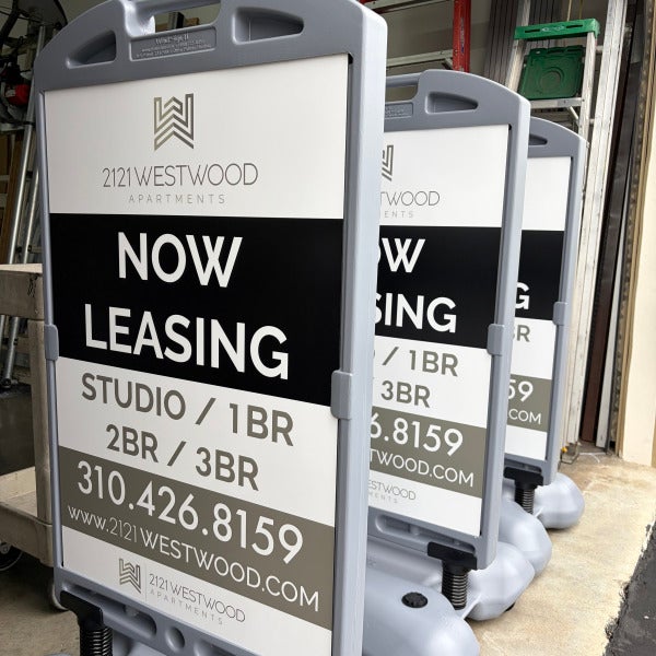standing signs