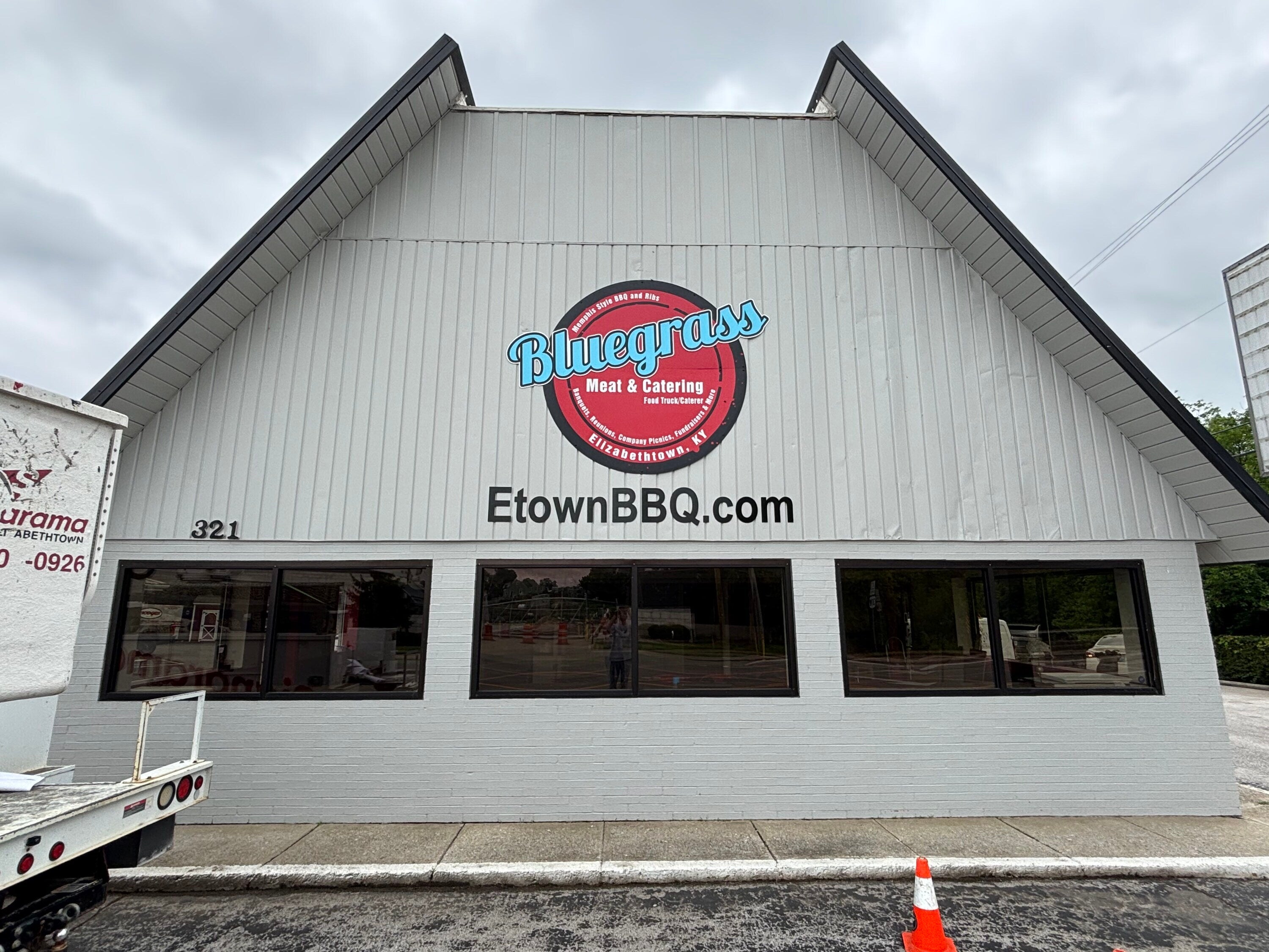 Bluegrass Meat & Catering Gets a Fresh New Look with Custom Building Signage in Elizabethtown, KY