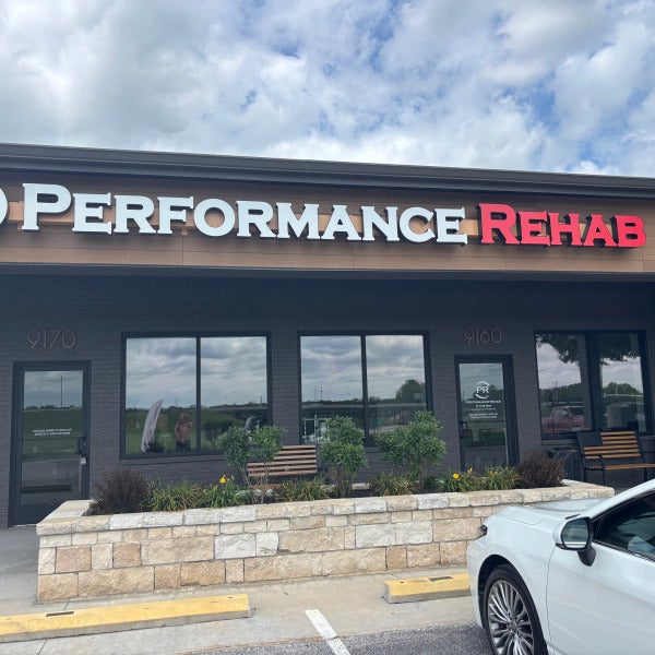Performance Rehab Sign with Signarama Liberty MO