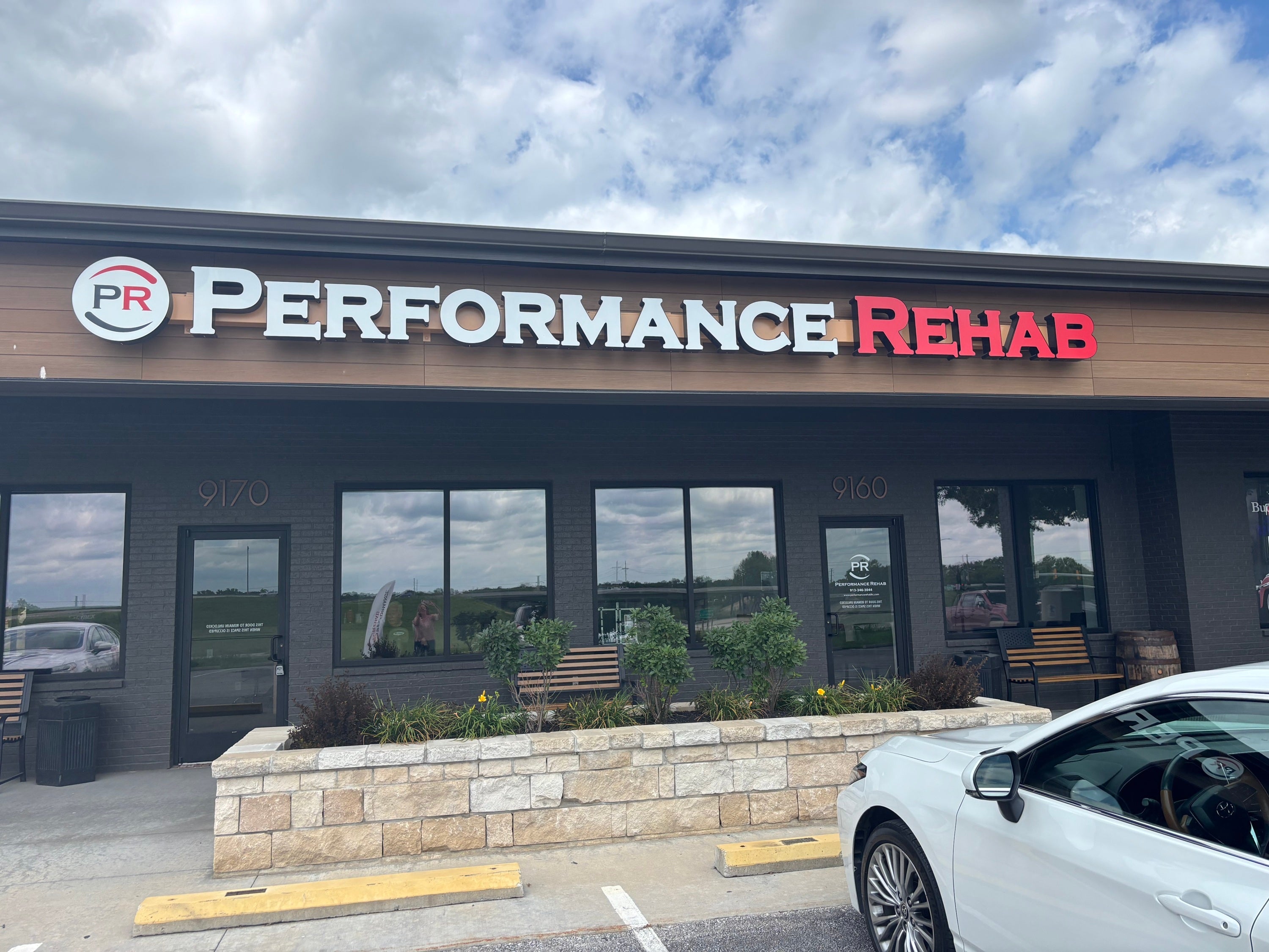 Performance Rehab Sign with Signarama Liberty MO